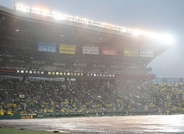 【阪神】甲子園の中日戦は雨天中止　雨の中で試合開始待ち続けた虎党はため息　開始遅らせるも天候回復見込めず