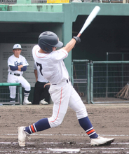 【高校野球】浜松学院興誠の”フィジカルモンスター”４番・冨田厳武が４打点　プロ注目・門倉真治朗は１安打スタート