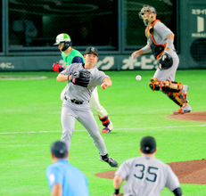 【巨人】小笠原慎之介が２勝目「大城さんがうまく引っ張ってくれた」「野手が点を取ってくれて感謝の気持ち」