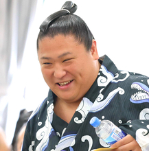 左太もも手術で名古屋場所全休の若隆景は秋場所も休場　師匠・荒汐親方が明かす