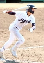 【高校野球】静岡高が逆転勝ち４強　打順が１番から７番へ　松下球真が３安打２打点「これまで迷惑をかけてきた」