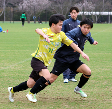 【高校サッカー】２９日初戦・北海ＭＦ新岡醒茄の誓い　ＯＢでホッケー総体４強の父を「喜ばせたい」