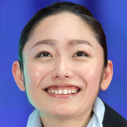 安藤美姫さん　豪華５ショットに仰天「うわ」「すごいメンバーばかり」「笑顔ステキ過ぎ」「感動です」