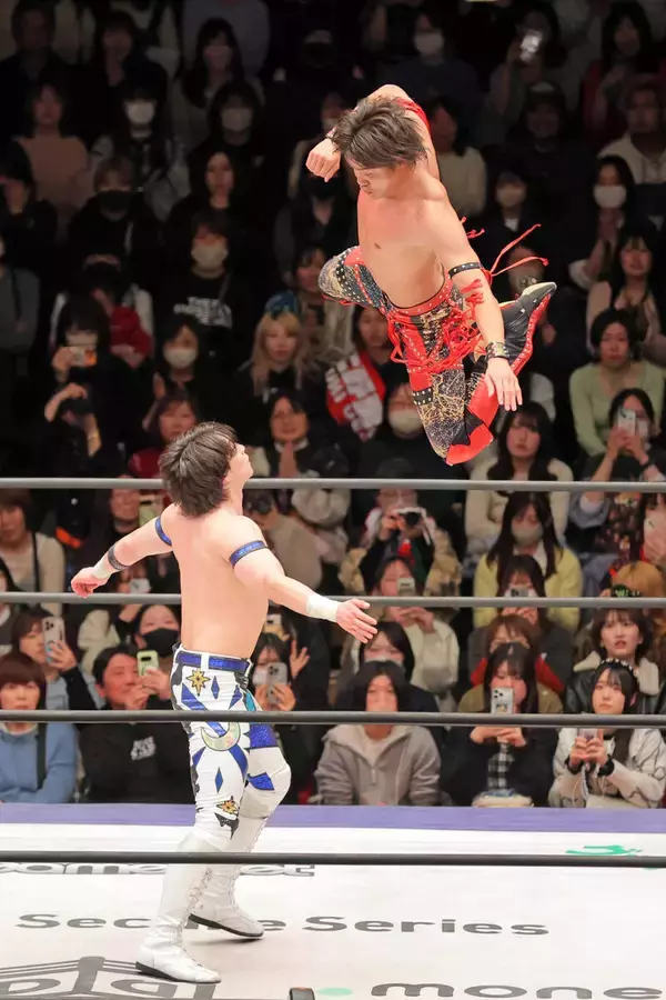 ＴＨＥ　ＲＡＭＰＡＧＥ・武知海青　プロレスデビュー２周年記念大会で王者と対戦も敗戦「いつかはこの（ＫＯ―Ｄ無差別級王者）ベルトをここ（腰）に巻きます」