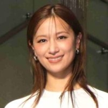 「最強姉妹」高橋ユウ、そっくり美人姉と共演「綺麗過ぎ」「姉妹ショット久しぶり」美声にも反響「姉妹揃って歌ウマッ！」