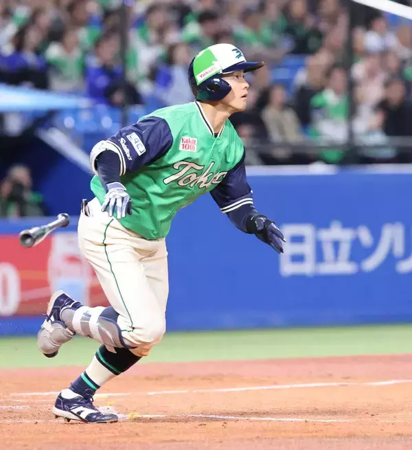 【ヤクルト】岩田幸宏が今季１号２ラン　２年ぶり通算２号「よく飛んでくれました」