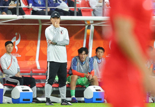【アジア大会】サッカーＵ２１、４大会ぶりＶへ香港に２―０発進　大岩剛監督のＡ代表監督兼任決定後初の公式戦で勝利