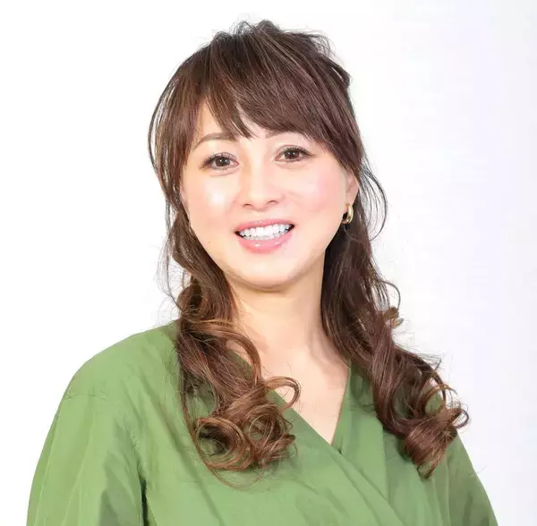 渡辺美奈代、イケメン次男と金沢で「親子旅」仲良しショットに「素敵な笑顔」「親子で仲良しでとても良いですね」と反響！