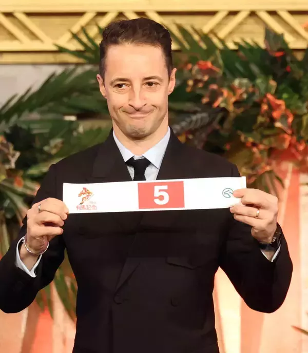 【有馬記念】昨年の覇者レガレイラは３枠５番　ルメール騎手「パーフェクト。いいレースを期待しています」