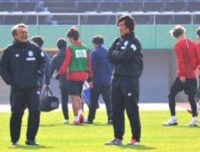 Ｊ２磐田のキャンプに元日本代表・中村俊輔氏が合流　古巣での臨時指導に藤田俊哉ＳＤ「選手の新たな刺激に」