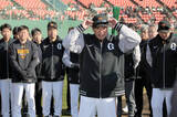 「【巨人】阿部慎之助監督「蹴落とし合うとかじゃなくて、一人一人互いに高め合える競争を」全体練習前に訓示」の画像1