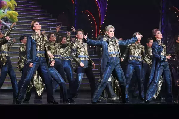 宝塚歌劇花組大劇場公演開幕　平知盛役にトップスター・永久輝せあ「通ずるものがある」