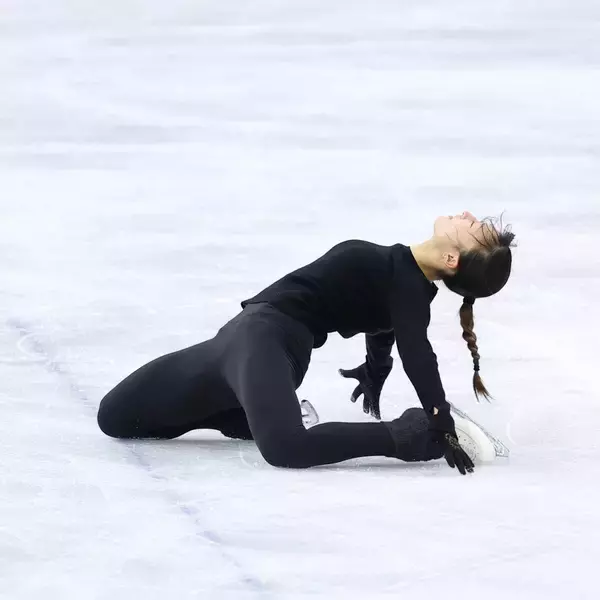 【五輪】坂本花織、五輪ラストダンスへ最終調整　リラックスした表情でファンに笑顔　逆転金へ