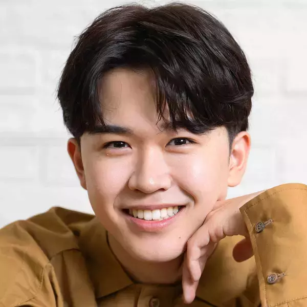 鈴木福「たまにはこんな感じのも？」雰囲気ガラリな姿に「どんどんカッコよくなってゆく…」「すっかりイケメンに」