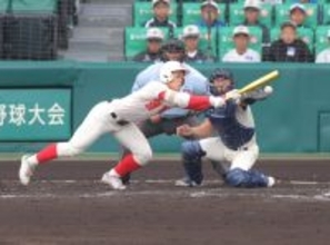 【センバツ】「逆転の智弁」スクイズで１点差に接近！奮闘のエース・杉本真滉を援護