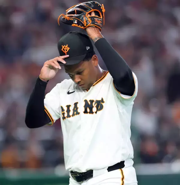 【巨人】ルシアーノが坂倉に痛恨の逆転３ラン被弾　連続試合無失点は「８」でストップ　大勢がベンチ入りも２戦連続で８回起用