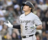 「村上宗隆、キング争い単独トップ１３号＆２６打点で２位…アーチ共演２４歳「昨日一緒にスシに行って」こちらも怪物、球団史上２位のデビュー１０３戦で３０発目」の画像1