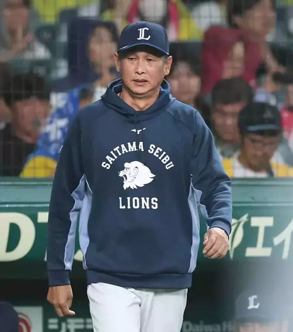 【西武】ビジター応援席は一区画も、大声援が背中押す　西口監督「すごい声を出してくれて、本当にありがたい」