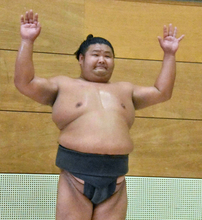 二所ノ関部屋の大洗町合宿に地元の天空海が特別参加　パリ公演の弓取り動画が大バズり「ヨーロッパに天空海ありですね」