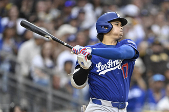 大谷翔平、初見参のサクラメントで特大１８号３ラン　“３２球場制覇”でメジャー通算３００本塁打まで「２」　６月は通算７０本目