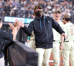 【日本ハム】９回の反撃しのぎ対ソフトバンク今季２勝目　新庄剛志監督「硬くなるんかな。金縛りにあうというか」
