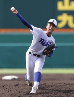 【甲子園】新田の最速１４４キロ右腕・築山朔弥「プロとして帰ってくる」　１１１球粘投も勝利届かず…甲子園再登板への思い