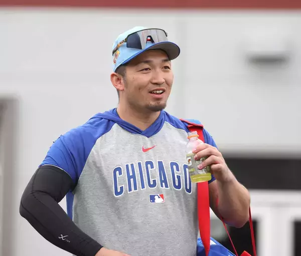 鈴木誠也がキャンプイン「けがだけは気をつけたい」　３年前の反省生かしてＷＢＣへ「状態も悪くない」