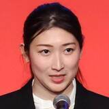 「池江璃花子「相変わらず大好きです」仲良しメダリストと密着２ショット　五十嵐有紗が感謝「やっと会えたから嬉しかった」」の画像1