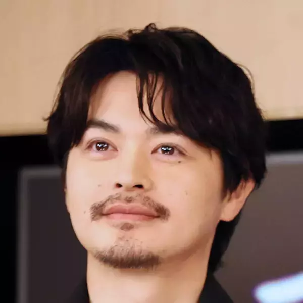 瀬戸康史、夏空の写真とともに穏やかな時間願うメッセージを投稿「今日という日が、少しでも穏やかな時間になりますように。」