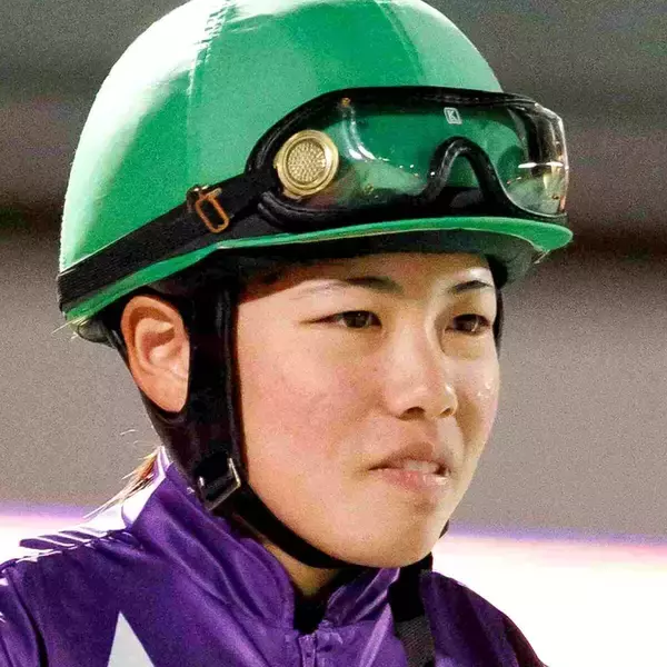 新潟３Ｒで落馬した谷原柚希騎手は左肩負傷で残り２鞍が乗り替わり　競走中止のマムダッドベルは安楽死