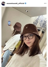 「女神が秋を知らせに来た」佐々木希の白ニットコーデが話題！「さすがのんちゃん」「可愛すぎます」と絶賛の声