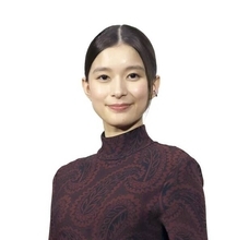 芳根京子「飲みに行きましょうとお誘いする」唯一の先輩俳優明かす「普通に既読無視される」暴露も