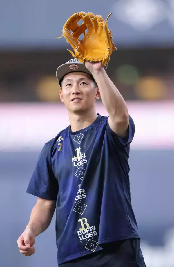 【オリックス】西川龍馬が完全復活へ着々「ほぼプラン通りに…」左足首の回復順調　大阪・舞洲で年内の練習を打ち上げ