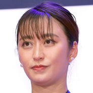 【広島】堂林翔太　６歳年上の元ＴＢＳ美人アナと密着ショット！結婚から１１年…現在は３児のパパ