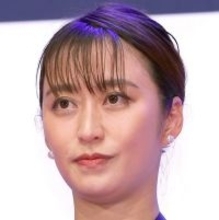 【広島】堂林翔太　６歳年上の元ＴＢＳ美人アナと密着ショット！結婚から１１年…現在は３児のパパ