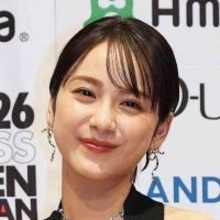 平祐奈、「マブダチ」女優との熱海２ショ公開「２人の関係素敵」「美女２人旅」「最高のツーショット」にファン歓喜