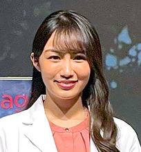 ２５歳女優「スケスケでヒヤヒヤした！笑」全身ショット披露「アカンて」「うわぁ」「いい女」「可愛い」黒木ひかりが投稿