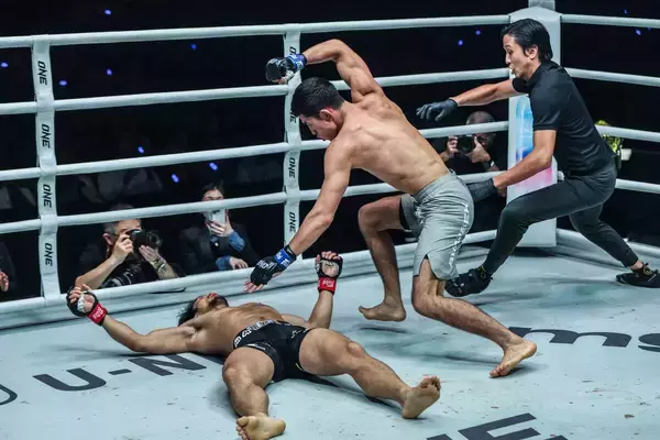 若松祐弥、ホルミルザエフに敗れ「フライ級総合王座」陥落…ＯＮＥ有明アリーナ全成績