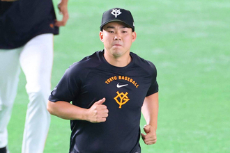小笠原慎之介が入団会見で語った巨人入りを決めた理由 「ジャイアンツの熱意が一番」高校の先輩や古巣チームメートの存在も明かす