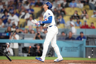 もうやめて…傷だらけの大谷翔平に死球で本拠地大ブーイング　右肘防具に１４３・７キロ直撃　５４打席ノーアーチ