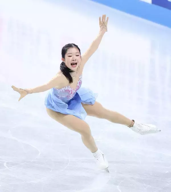 中井亜美が２位で日本勢トップ　坂本花織が３位　ショートプログラム１位の千葉百音は５位…ＧＰファイナル