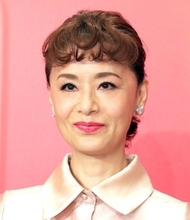 大地真央の姿にネット仰天「まてまて」「信じられん…」「なんなん！？」「いくつなの？」「隠せてない」