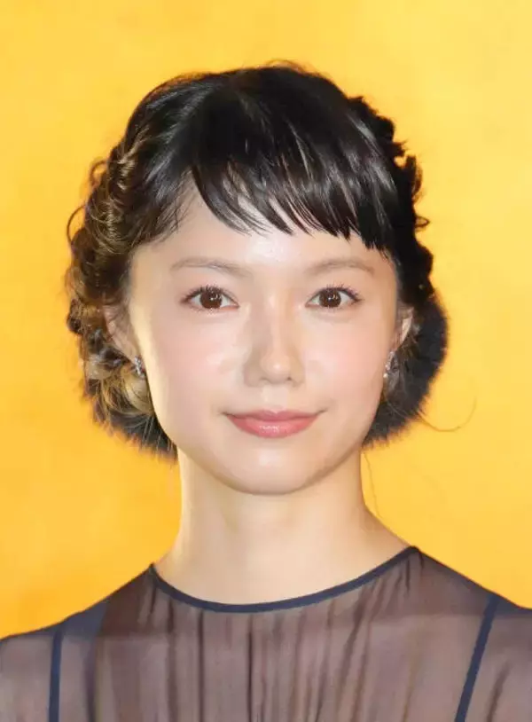 【豊臣兄弟！】開始１１分で登場の宮﨑あおい「市」の可憐さにネット沸騰「マジでオン眉前髪似合うの凄すぎる」「篤姫も好きだったな」