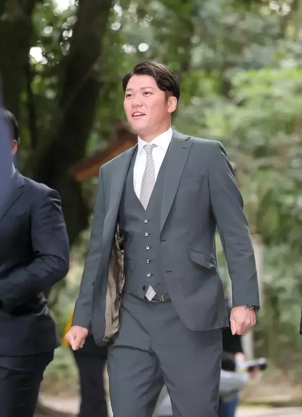 【巨人】「ギリギリのところまで追い込みながら」坂本勇人がプロ２０年目のキャンプインへ決意示す