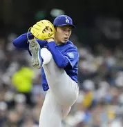 佐々木朗希、初回にわずか６球で先制許す…先頭から連続二塁打　自身の一塁悪送球も絡んでいきなり３失点　スミスとのバッテリー