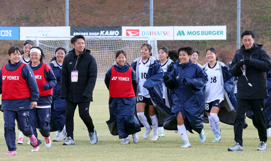 常葉大橘が１０大会ぶり８強…ＭＦ佐藤煌がスーパーボレー決めた…サッカー全日本高校女子選手権
