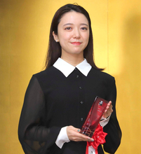 上白石萌音　菊田一夫演劇賞を受賞「幼い頃に抱いた演劇への憧れを大切に精進したい」　演劇に憧れ芸能界入り