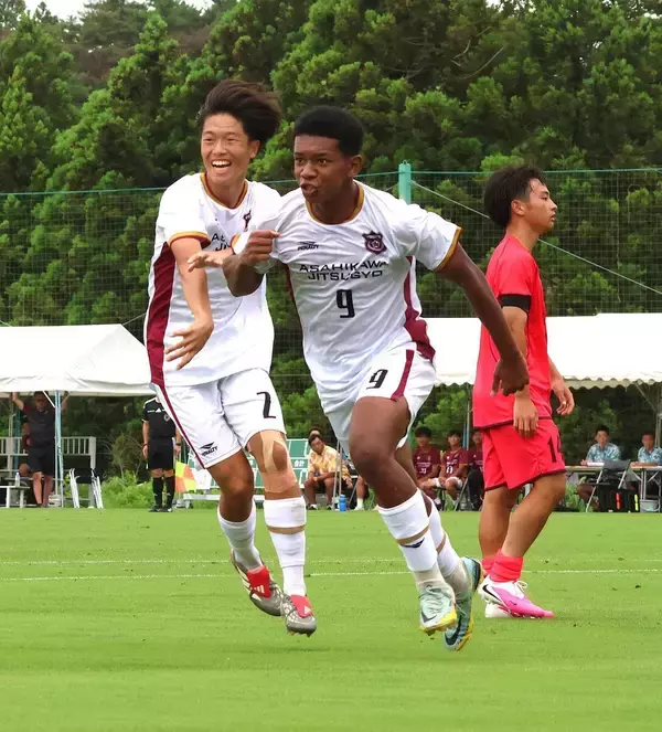 【高校サッカー】旭川実が５ゴールで大阪桐蔭に大勝発進　オニブチジデオフォー太郎がハットトリック…全国高校総体