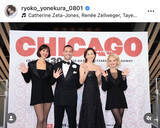 「米倉涼子、シックなオフショルドレスで美デコルテ披露！「最高すぎます」「さらに美しくなった」とファン絶賛」の画像1
