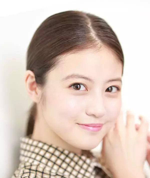 今田美桜　美スタイルにくぎ付け！“くびれ”＆ミニスカに「見事！」「最強すぎる」「かわいい」「最高」